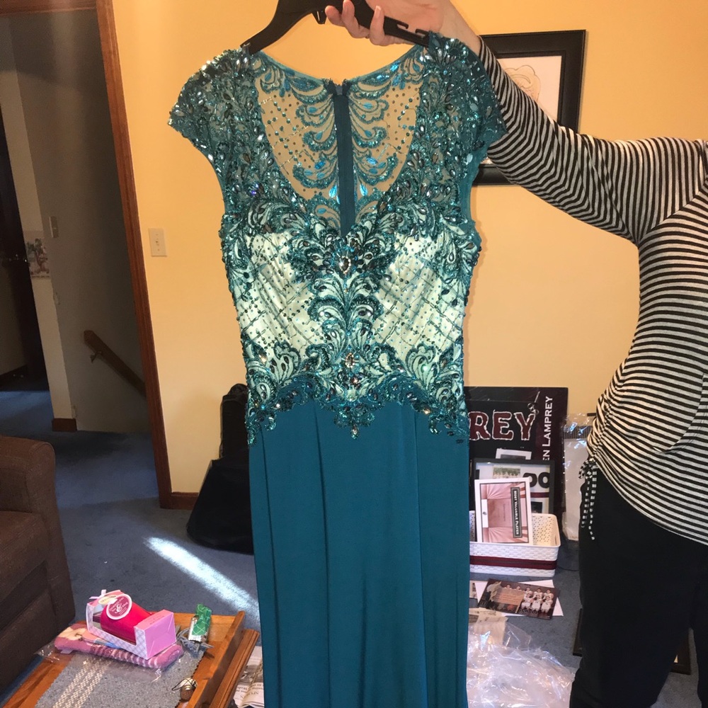 Prom dress